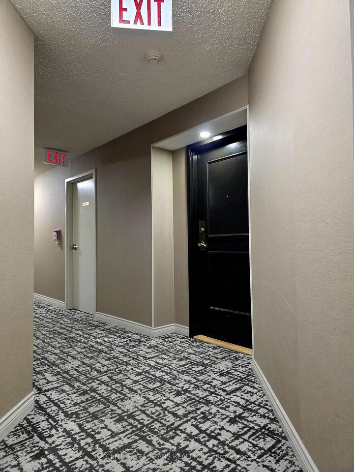 Property Photo: 480 McLevin Avenue 716 ON M1B 5N9