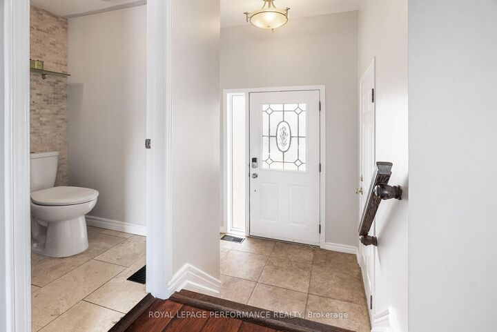 Property Photo:  1631 Greywood Drive  ON K1C 7L9 