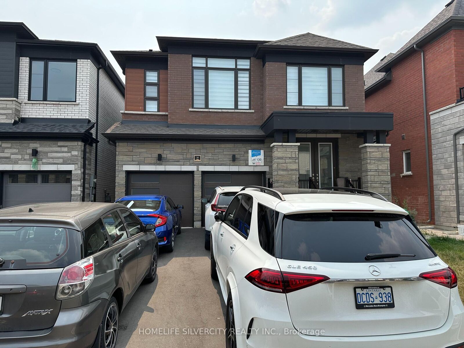 Property Photo:  20 Ida Terrace Upper  ON L7C 4M2 