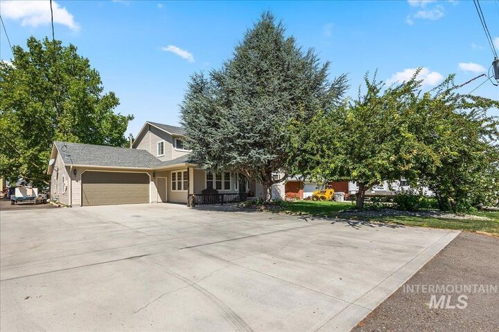 Property Photo:  2620 Meadow Ave  ID 83605 