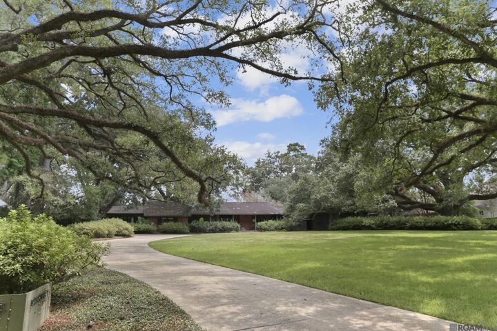 1975 Steele Blvd  Baton Rouge LA 70808 photo