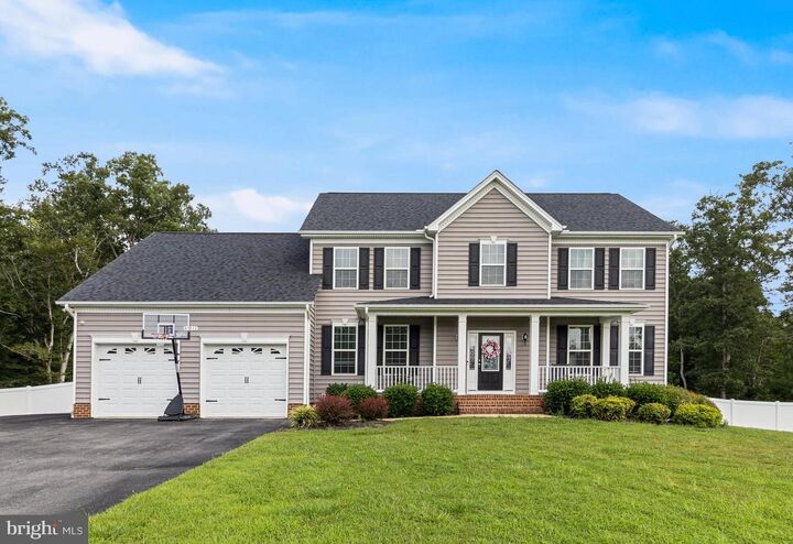 Property Photo: 40312 Laurel Circle MD 20659