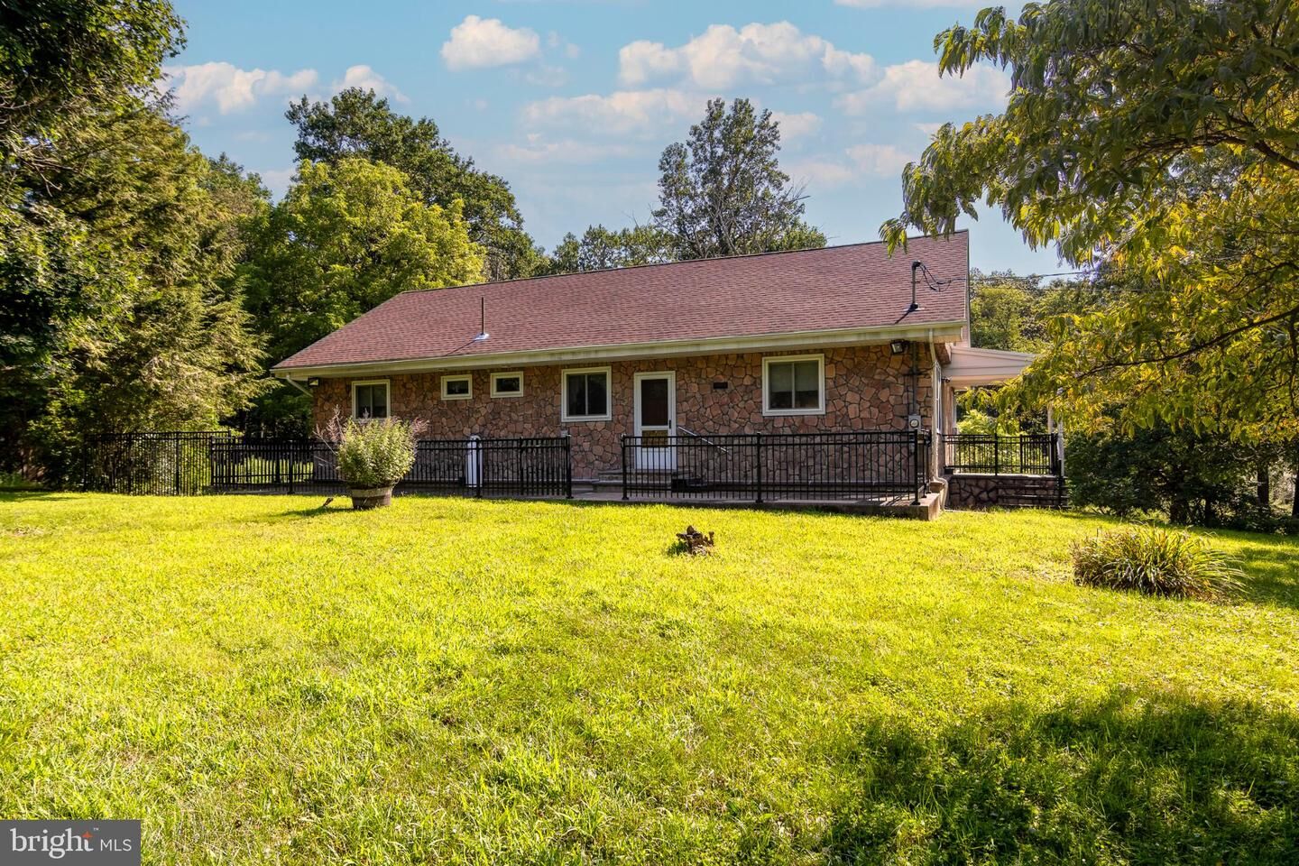 Property Photo:  246 Millbrook Road  NJ 07882 