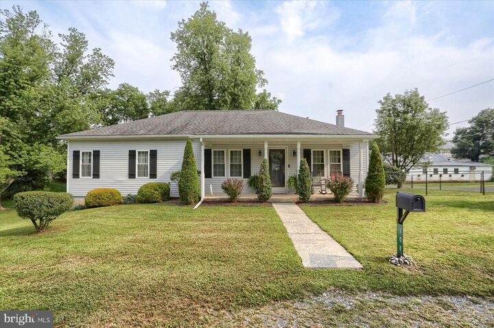 108 Parsonage Street  Newville PA 17241 photo