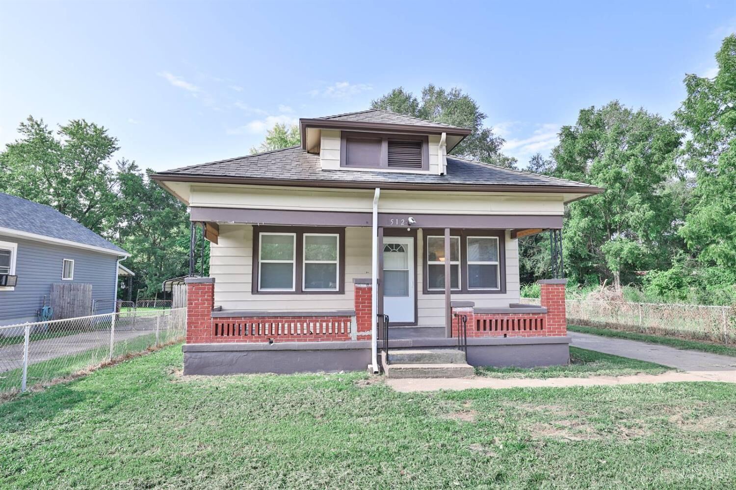 Property Photo: 512 Buena Avenue OH 45044