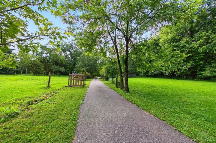 Property Photo: 1775 E Huntley Road OH 45122