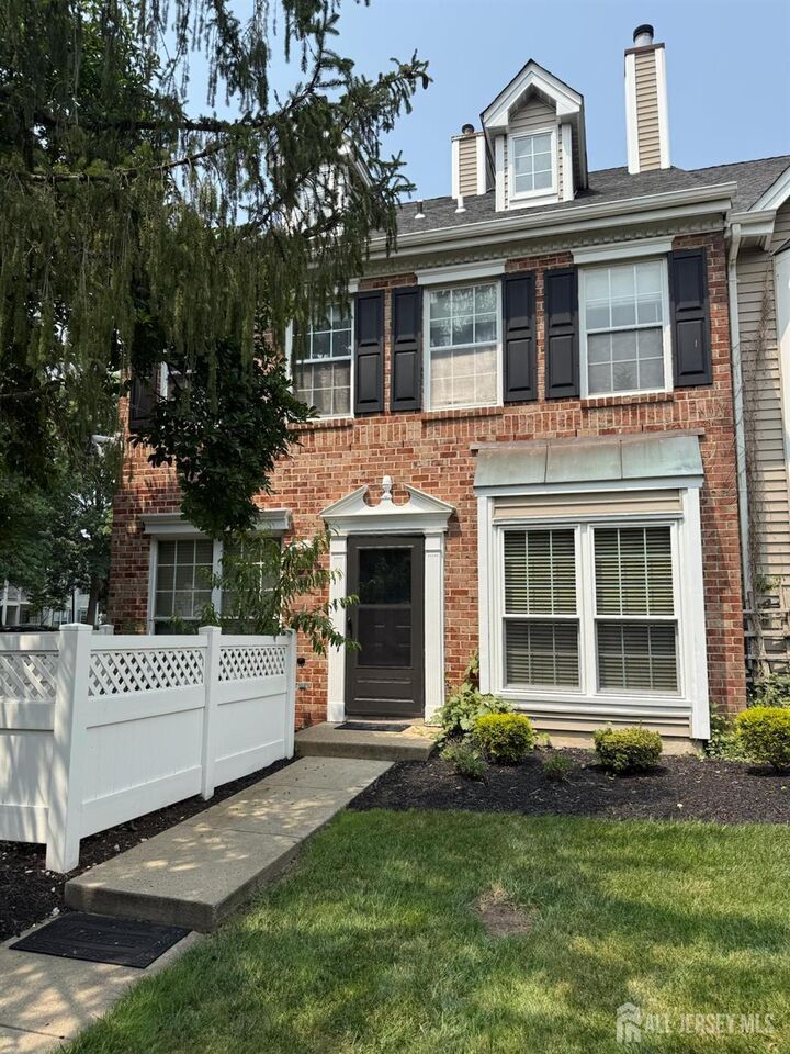 Property Photo:  131 Albury Way  NJ 08902 