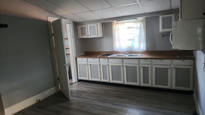 Property Photo:  122 W Mill Street  OH 43113 