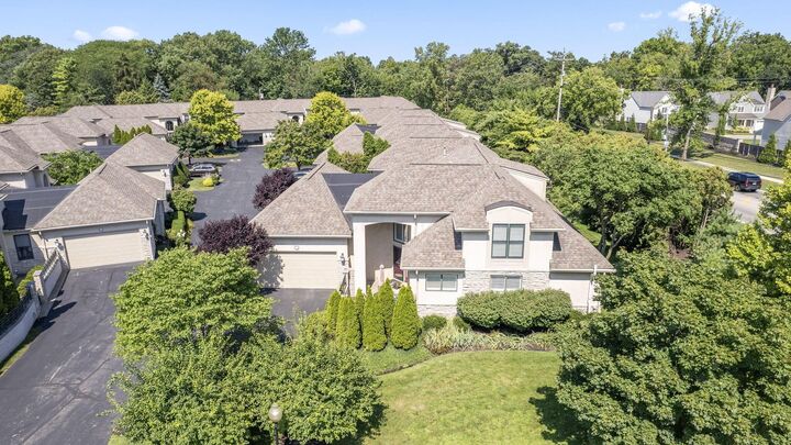 Property Photo: 4939 Stonehaven Drive OH 43220