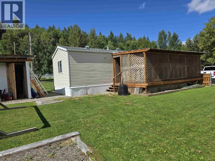 Property Photo: 3211 Gook Road 10 BC V2J 6N6