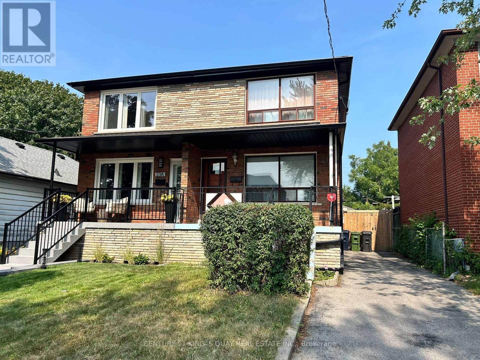 Property Photo:  23 North Woodrow Boulevard  ON M1K 1W2 