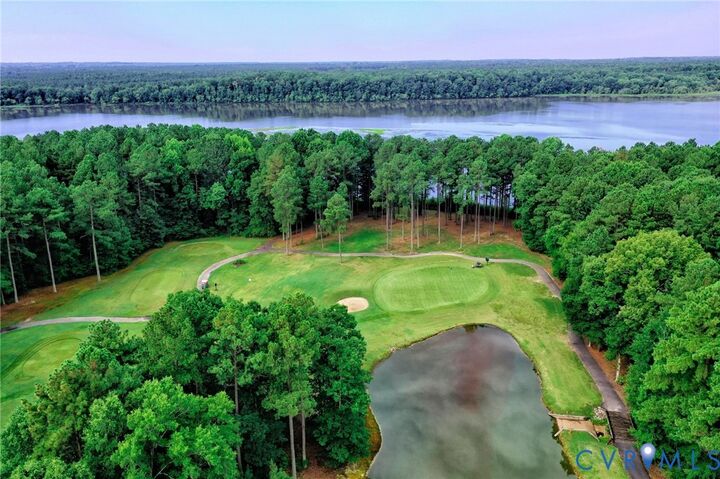 Property Photo: 11836 Chesdin Bluff Terrace VA 23838