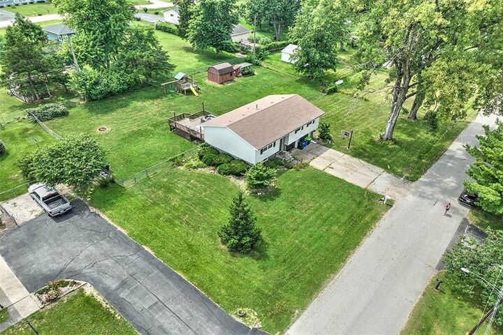 Property Photo: 1609 Moorwood Drive IL 62521