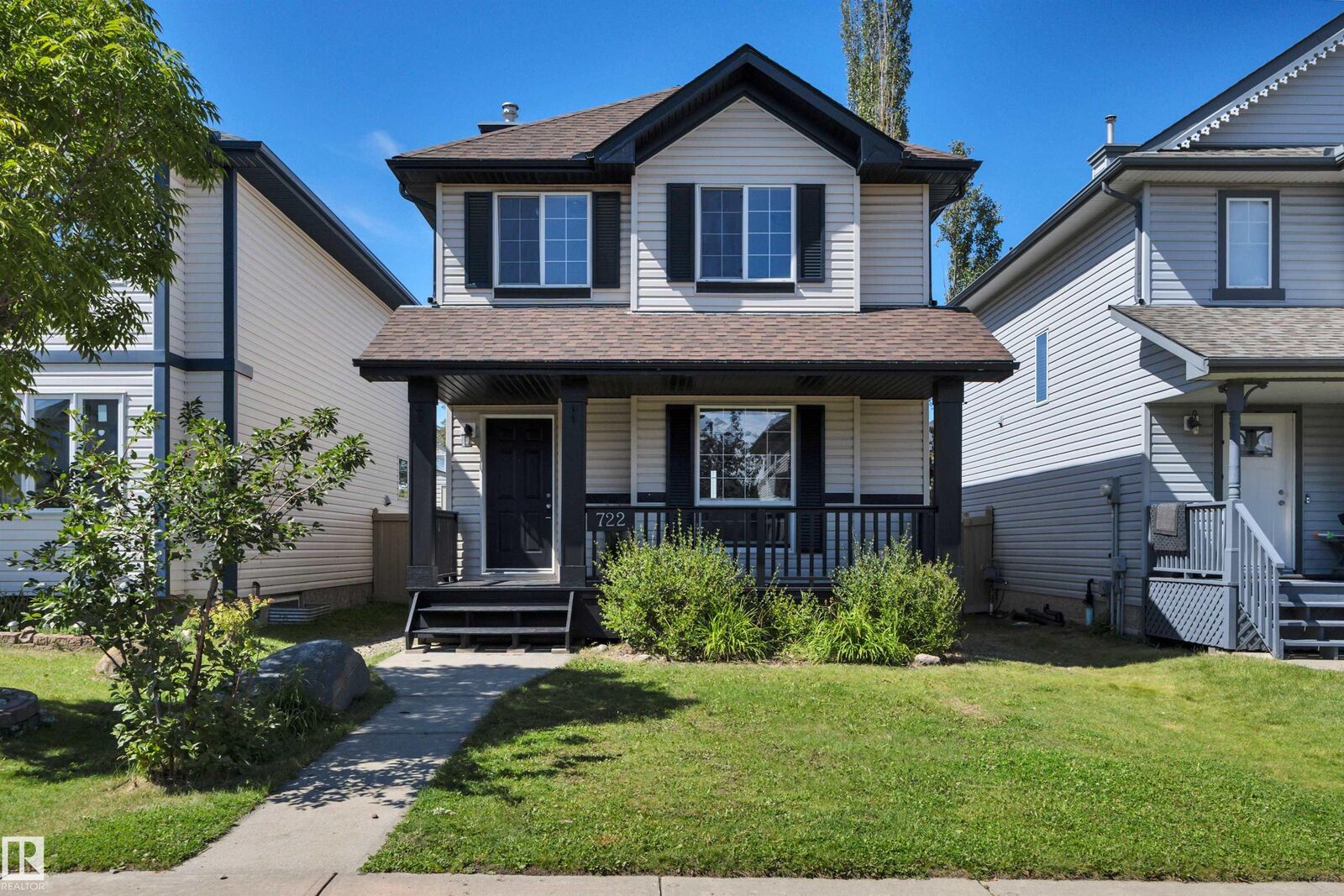 Property Photo:  722 88A Street SW  AB T6X 1C4 