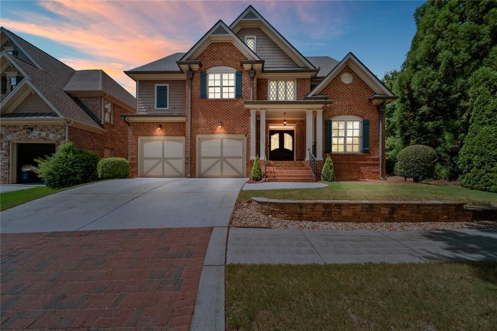 Property Photo:  2061 Vicarage Lane  GA 30078 