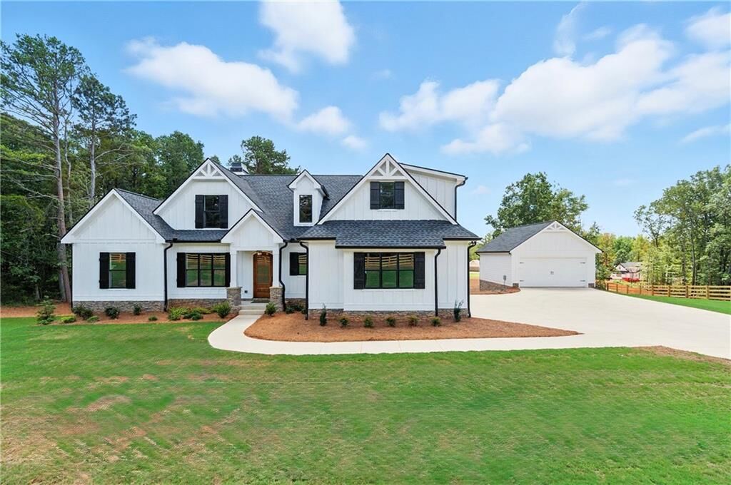 Property Photo: 4794 Conns Creek GA 30107