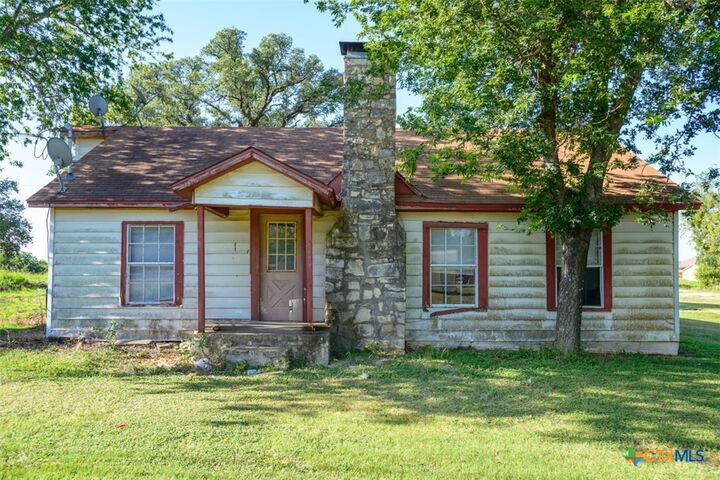 Property Photo: 440 Shaw Lane TX 76542