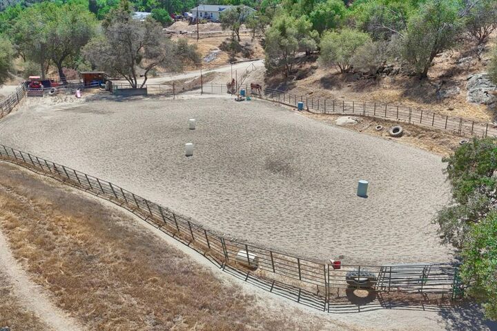 Property Photo: 32791 Road 416 CA 93614
