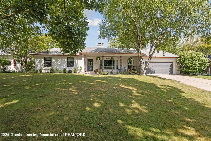 1044 Shelter Lane  Lansing MI 48912 photo