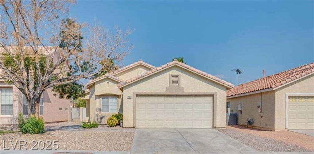 Property Photo: 7004 Wonderberry Street NV 89131