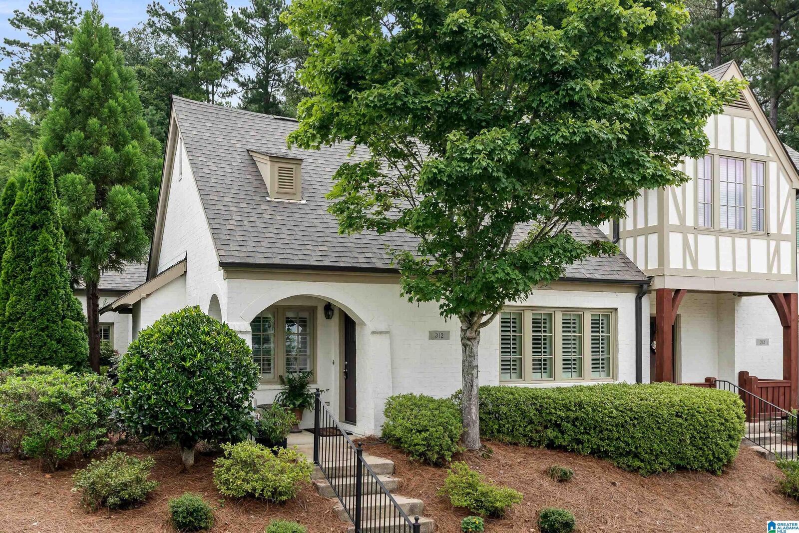 Property Photo:  312 Portobello Road 312  AL 35242 