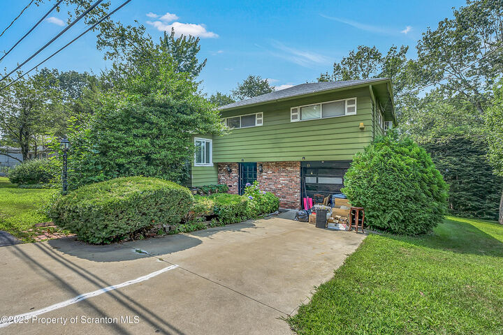 13 Pen Y Bryn Drive L21  Scranton PA 18505 photo