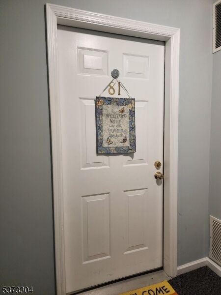 Property Photo:  81 Mountainview Ct 81  NJ 07457 