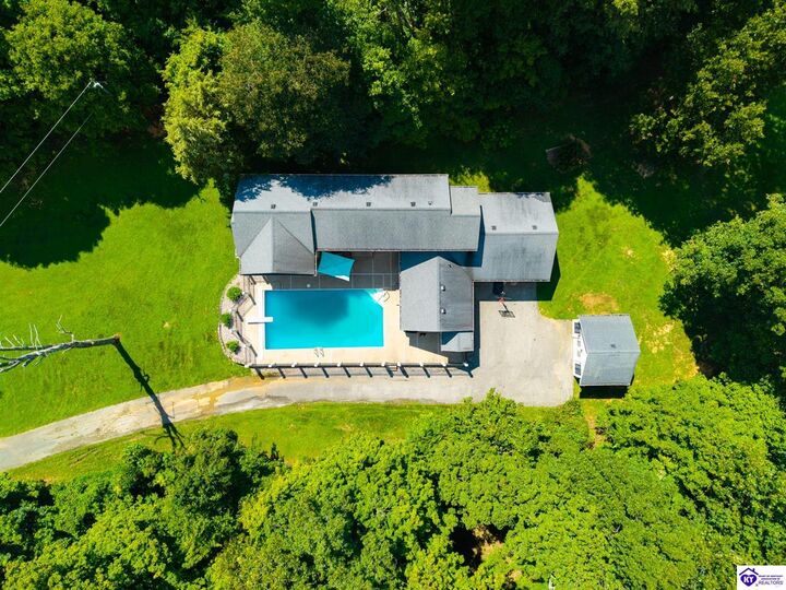 Property Photo: 219 Villa Ray Drive KY 40160