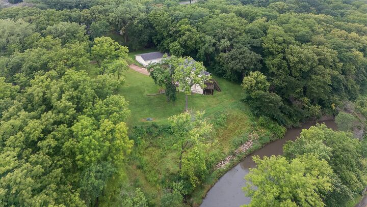 Property Photo: 1705 Buffalo Road IA 50265