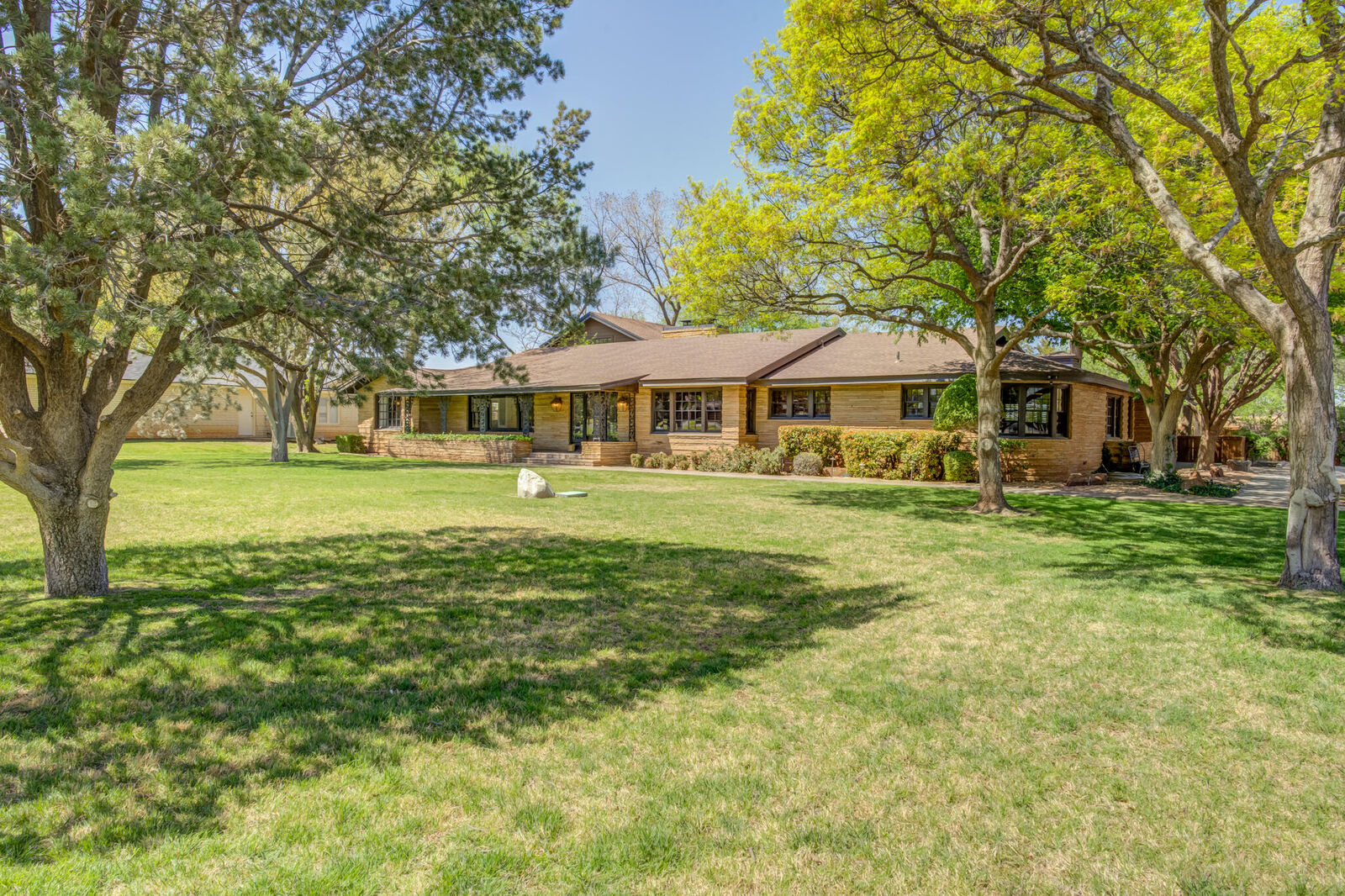 Property Photo: 4902 19th Street TX 79407