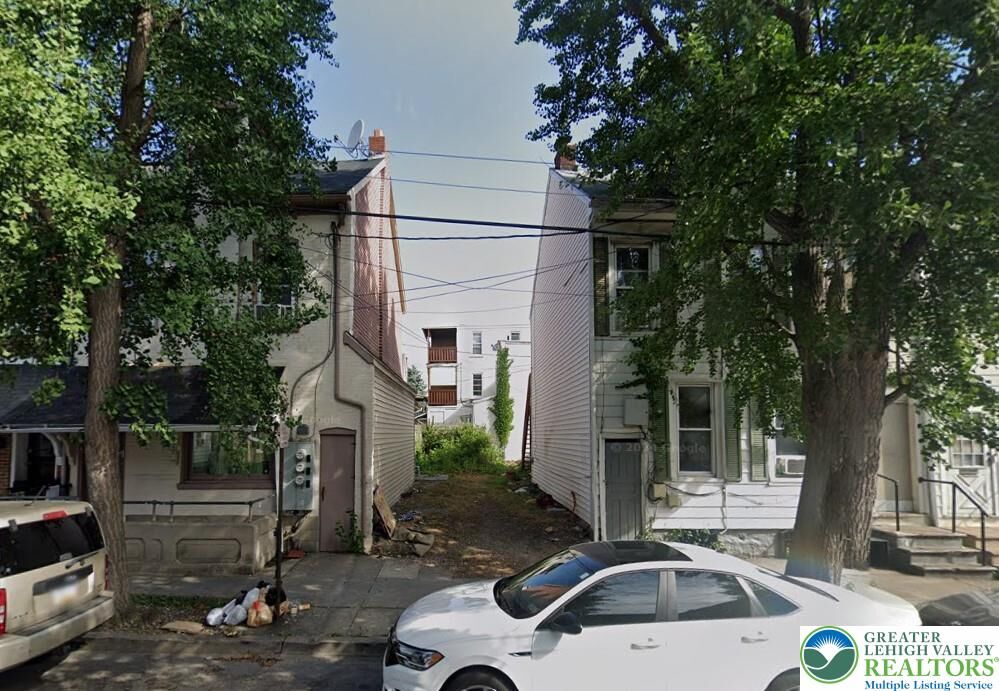 Property Photo:  627 W Allen Street  PA 18102 