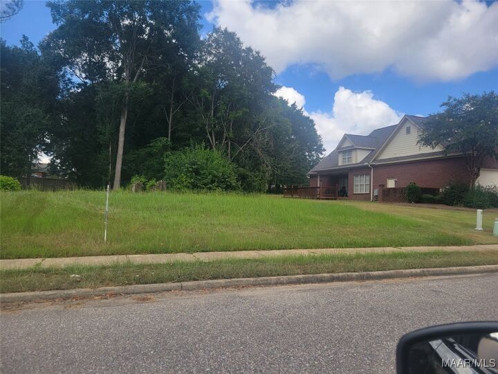 Property Photo:  4613 Turfway Park Turfway Park  AL 36109 