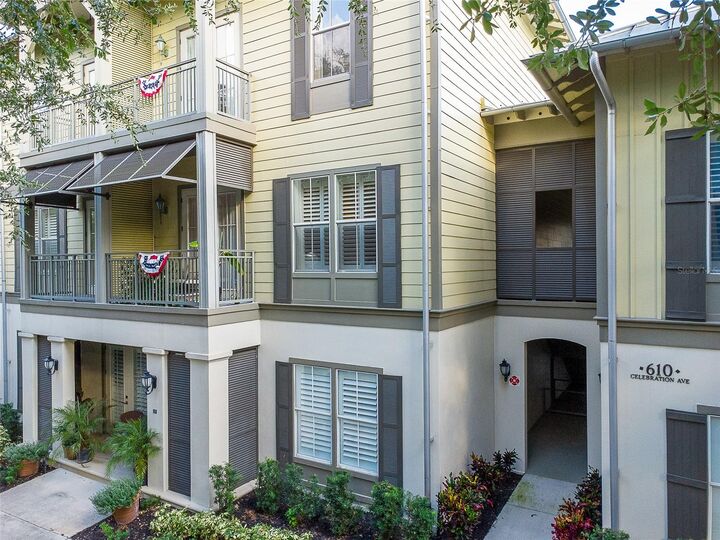 Property Photo:  