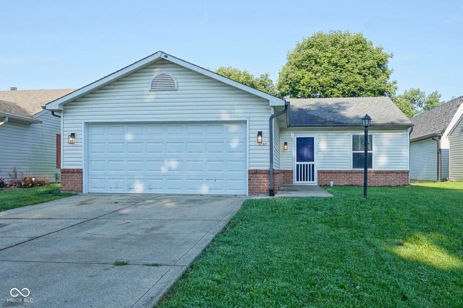 Property Photo: 3050 S Temple Avenue IN 46237