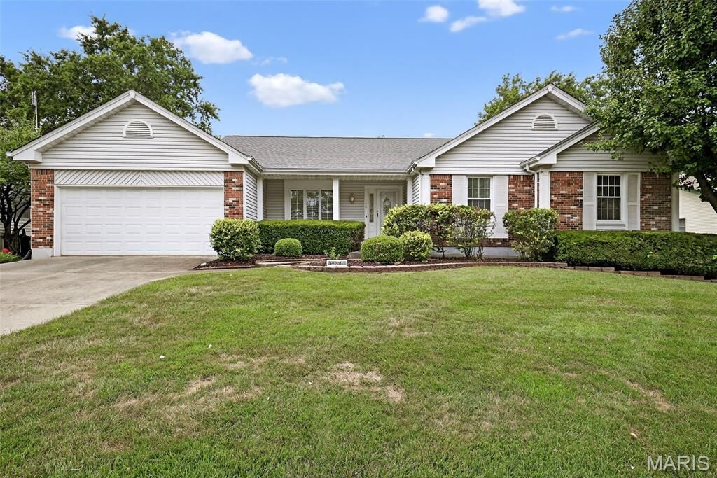 Property Photo:  149 Montana Drive  MO 63304 