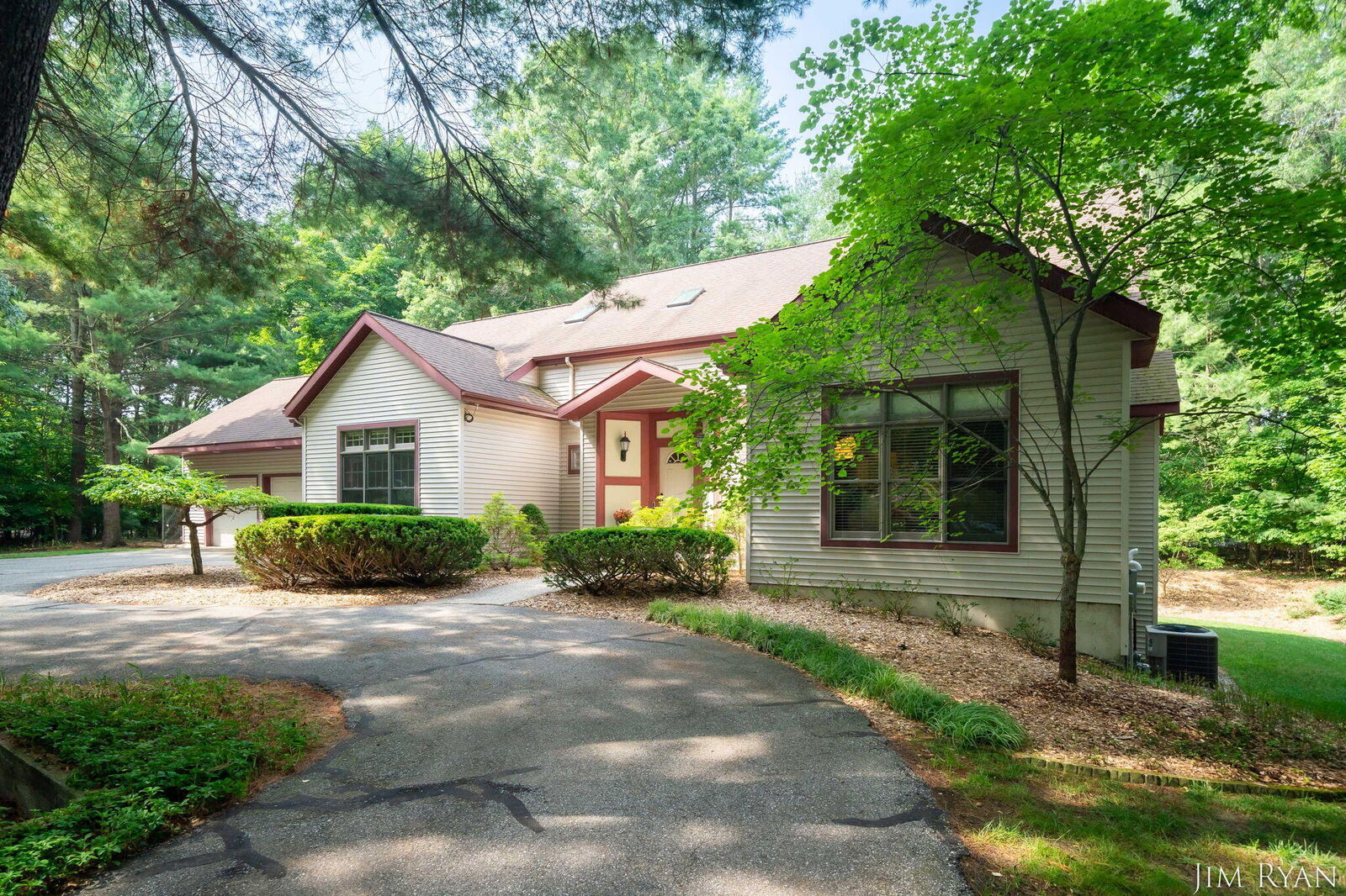 Property Photo:  186 Tiffany Ridge Drive  MI 49424