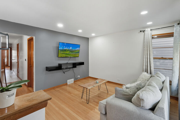 Property Photo:  2255 N Mango Avenue  IL 60639 