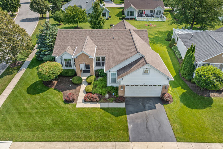 Property Photo: 12332 Cold Springs Drive IL 60142