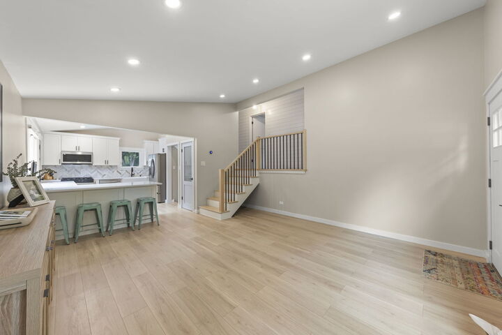Property Photo:  5244 Benton Avenue  IL 60515 