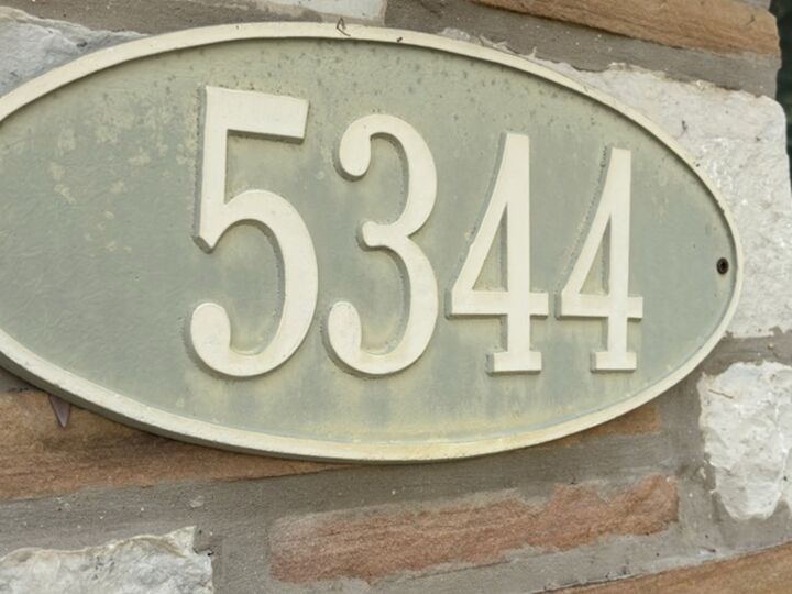 Property Photo: 5344 N Mulligan Avenue IL 60630
