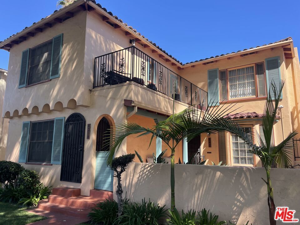 Property Photo: 4218 Creed Avenue CA 90008