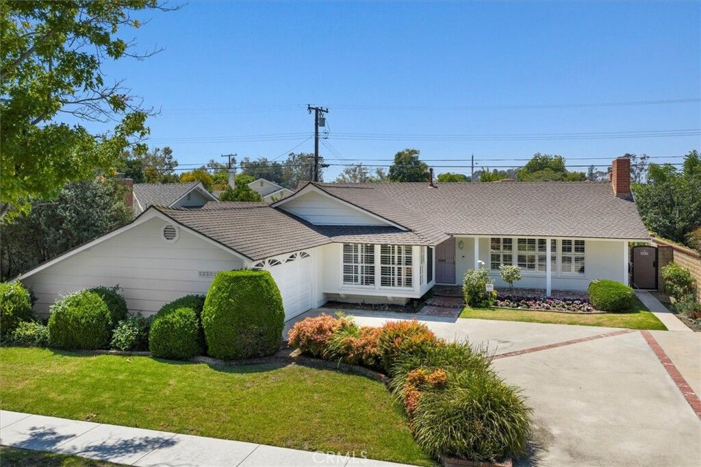 Property Photo:  12151 Foster Road  CA 90720