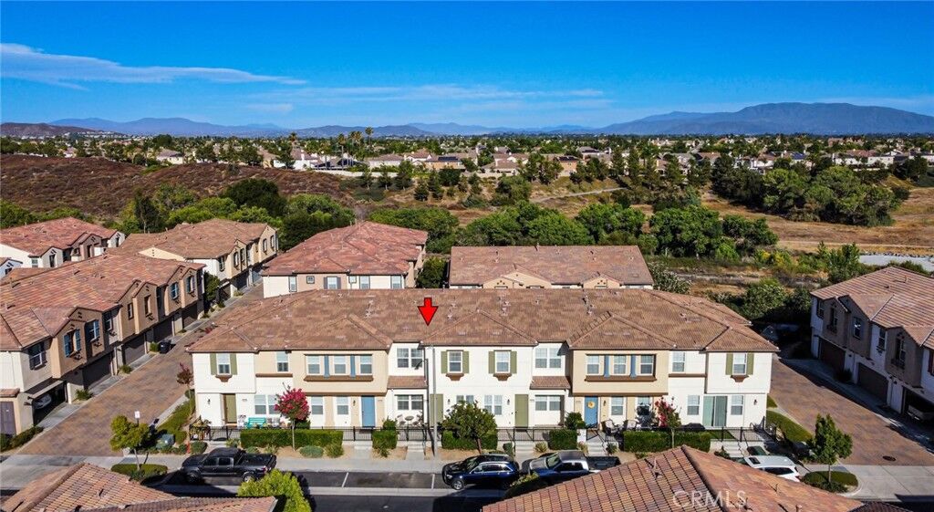 Property Photo:  40434 Calle Real  CA 92563 