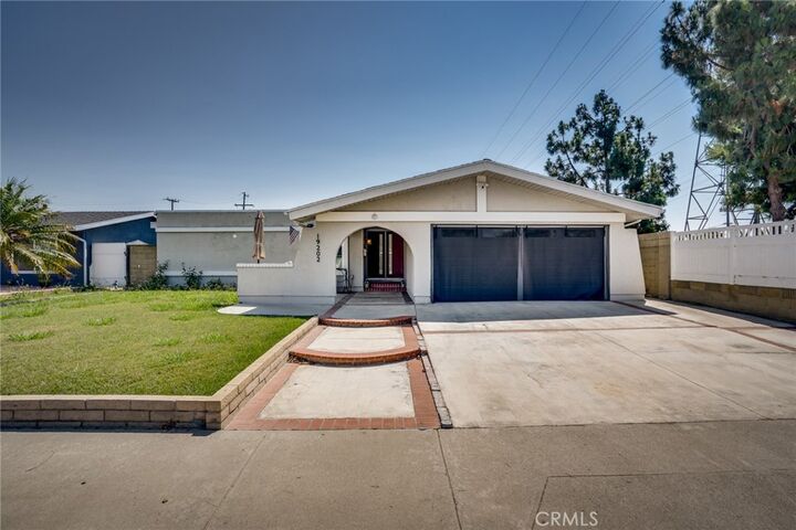 Property Photo:  19202 Hickory Lane  CA 92646 