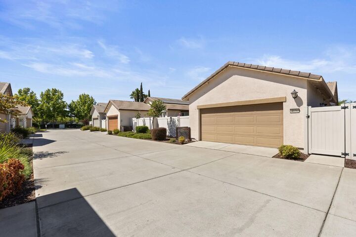 Property Photo: 4036 Hovnanian Drive CA 95834