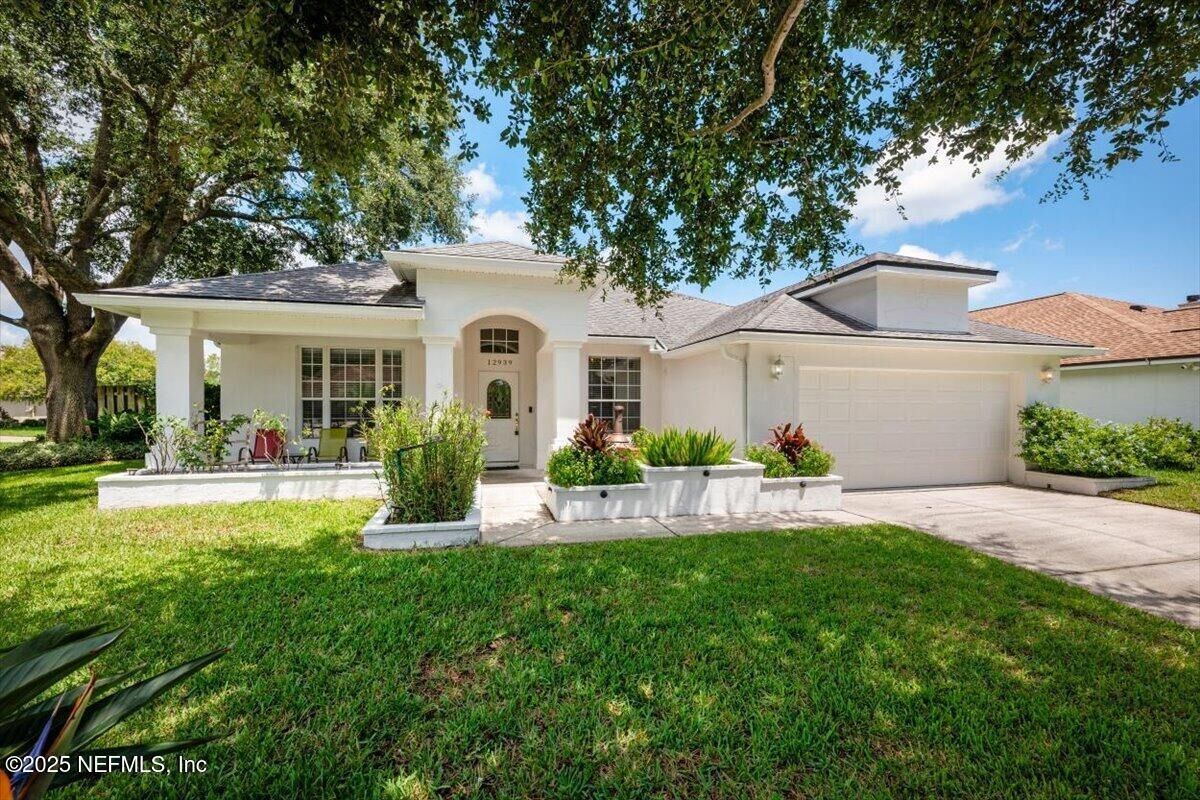 Property Photo:  12939 Winthrop Cove Drive  FL 32224 