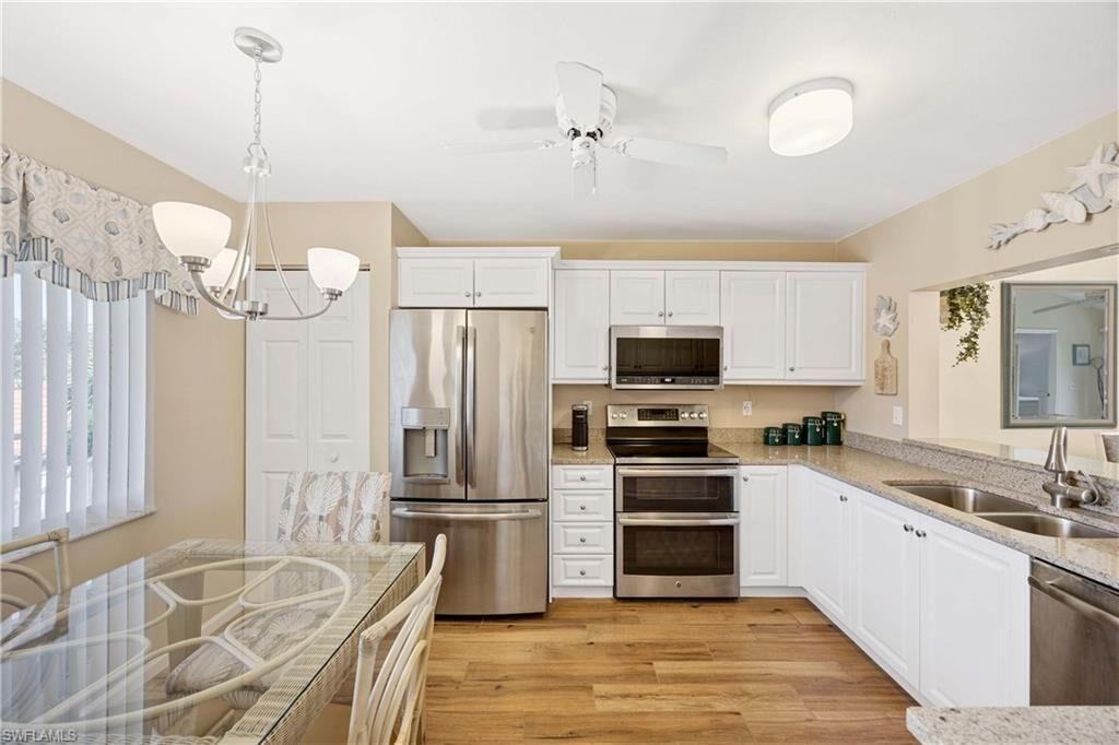 Property Photo:  700 Saratoga Cir B204  FL 34104 