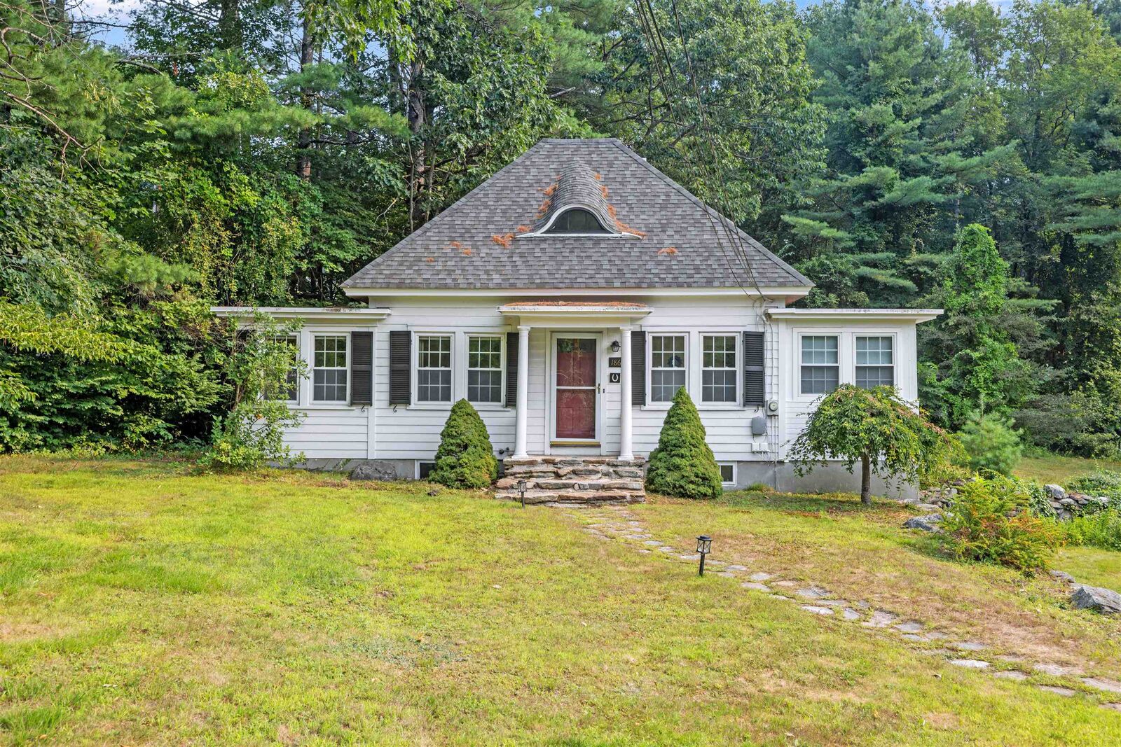Property Photo:  186 Main Street  NH 03229 