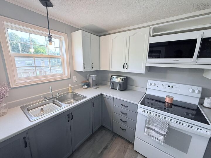Property Photo: 5 Matheson Drive NS B2N 6M8