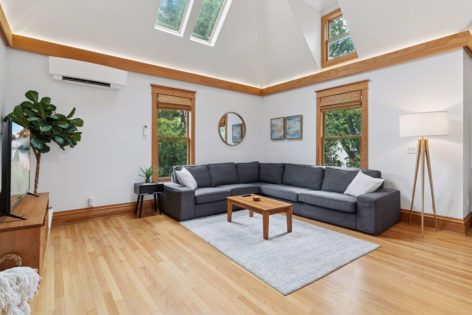 Property Photo:  3929 Clinton Avenue  MN 55409 